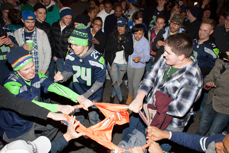 Illustration for article titled Shirtless, Drunk, And Champions: Scenes From The Seattle Celebrations